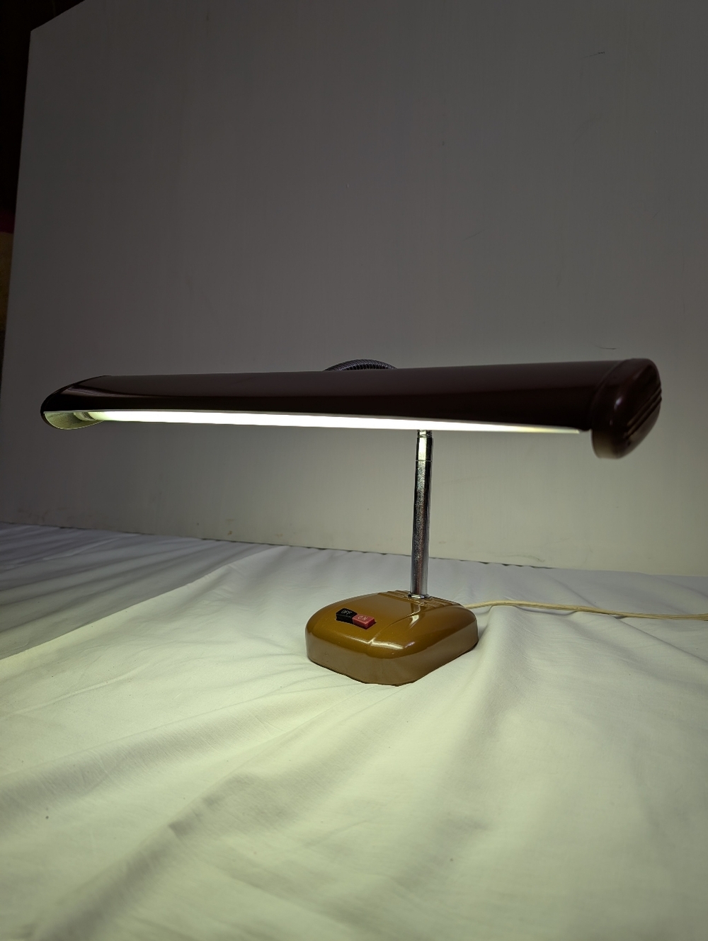 1960's Original - Made In Japan - Brand New (Deadstock) Vintage Brown Desk Lamp - Picture 9 of 12